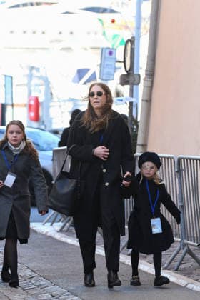 Brigitte Bardot Funeral - Saint-Tropez Please hide the children’s faces prior to the publication - Théa, the granddaughter of Brigitte Bardot with her children arriving at Notre-Dame de l Assomption church, for the funeral ceremony for late French actress Brigitte Bardot, in Saint-Tropez, southeastern France, on January 7, 2026. French film sensation Brigitte Bardot, a symbol of sexual liberation in the 1950s and 1960s who reinvented herself as an animal rights defender and embraced far-right views, died on Decmber 28, 2025 aged 91. Photo by Florian Poitout ABACAPRESS.COM Saint-Tropez France  Copyright: xPoitoutxFlorian ABACAx