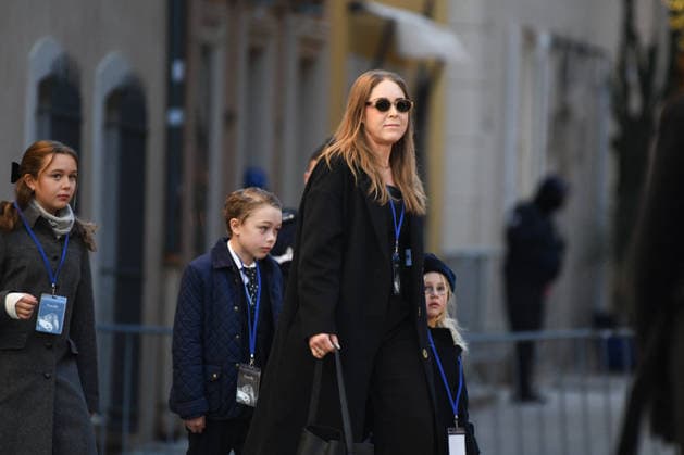 Brigitte Bardot Funeral - Saint-Tropez Please hide the children’s faces prior to the publication - Théa, the granddaughter of Brigitte Bardot with her children arriving at Notre-Dame de l Assomption church, for the funeral ceremony for late French actress Brigitte Bardot, in Saint-Tropez, southeastern France, on January 7, 2026. French film sensation Brigitte Bardot, a symbol of sexual liberation in the 1950s and 1960s who reinvented herself as an animal rights defender and embraced far-right views, died on Decmber 28, 2025 aged 91. Photo by Florian Poitout ABACAPRESS.COM Saint-Tropez France  Copyright: xPoitoutxFlorian ABACAx