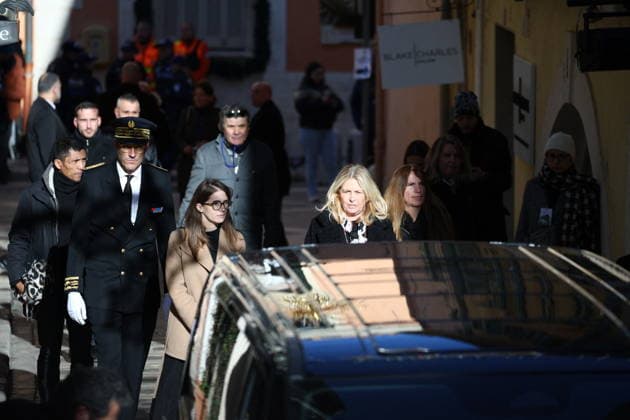Brigitte Bardot Funeral - Saint-Tropez Relatives and family arriving at Notre-Dame de l Assomption church, for the funeral ceremony for late French actress Brigitte Bardot, in Saint-Tropez, southeastern France, on January 7, 2026. French film sensation Brigitte Bardot, a symbol of sexual liberation in the 1950s and 1960s who reinvented herself as an animal rights defender and embraced far-right views, died on Decmber 28, 2025 aged 91. Photo by Raphael Lafargue ABACAPRESS.COM Saint-Tropez France  Copyright: xLafarguexRaphael ABACAx