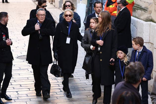 Nicolas Charrier And Family At Brigitte Bardot Funeral - Saint-Tropez Please hide children s faces prior to the publication - Brigitte Bardot son Nicolas Charrier, Thea Charrier, Brigitte Bardot s granddaughter) and her children family members arriving at Notre-Dame de l Assomption church, for the funeral ceremony for late French actress Brigitte Bardot, in Saint-Tropez, southeastern France, on January 7, 2026. French film sensation Brigitte Bardot, a symbol of sexual liberation in the 1950s and 1960s who reinvented herself as an animal rights defender and embraced far-right views, died on Decmber 28, 2025 aged 91. Photo by Raphael Lafargue ABACAPRESS.COM Saint-Tropez France Copyright: xLafarguexRaphael ABACAx
