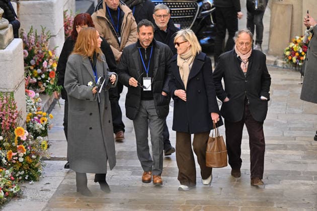 Brigitte Bardot Funeral - Saint-Tropez Bernard Montiel and Chantal Ladesou arriving at Notre-Dame de l Assomption church, for the funeral ceremony for late French actress Brigitte Bardot, in Saint-Tropez, southeastern France, on January 7, 2026. French film sensation Brigitte Bardot, a symbol of sexual liberation in the 1950s and 1960s who reinvented herself as an animal rights defender and embraced far-right views, died on Decmber 28, 2025 aged 91. Photo by Julien Reynaud APS-Medias ABACAPRESS.COM Saint-Tropez France  Copyright: xReynaudxJulien APS-Medias ABACAx