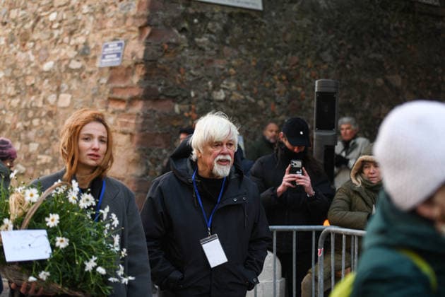 Brigitte Bardot Funeral - Saint-Tropez Paul Watson arriving at Notre-Dame de l Assomption church, for the funeral ceremony for late French actress Brigitte Bardot, in Saint-Tropez, southeastern France, on January 7, 2026. French film sensation Brigitte Bardot, a symbol of sexual liberation in the 1950s and 1960s who reinvented herself as an animal rights defender and embraced far-right views, died on Decmber 28, 2025 aged 91. Photo by Florian Poitout ABACAPRESS.COM Saint-Tropez France  Copyright: xPoitoutxFlorian ABACAx