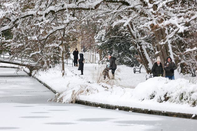 Winter at the Zagreb Zoo, Zagreb, Croatia Visitors are seen in a snow-covered Zagreb Zoo in Zagreb, Croatia on January 7, 2026.  IgorxKralj PIXSELL