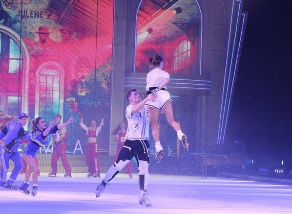 07 01 2026 xmgoodx Frankfurt am Main, Festhalle Ice show Holiday on Ice Cinema of Dreams magnificent show with spectacular stunts, acrobatics world-class figure skating MG