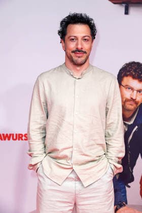 Fahri Yardim at the world premiere of the movie EXTRAWURST at the Lichtburg cinema in Essen on 07 01 2026