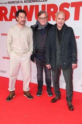 Fahri Yardim, Hape Kerkeling, Christoph Maria Herbst at the world premiere of the movie EXTRAWURST at the Lichtburg Kino in Essen on 07 01 2026