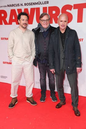 Fahri Yardim, Hape Kerkeling, Christoph Maria Herbst at the world premiere of the movie EXTRAWURST at the Lichtburg Kino in Essen on 07 01 2026