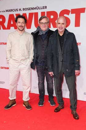 Fahri Yardim, Hape Kerkeling, Christoph Maria Herbst at the world premiere of the movie EXTRAWURST at the Lichtburg Kino in Essen on 07 01 2026