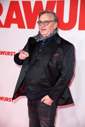 Hape Kerkeling at the world premiere of the movie EXTRAWURST at the Lichtburg cinema in Essen on 07 01 2026