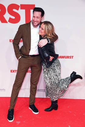 Sven Kroll, Lisa Feller at the world premiere of the movie EXTRAWURST at the Lichtburg cinema in Essen on 07 01 2026