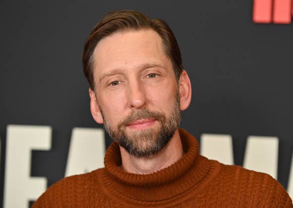 ˜Dead Man™s Wire™ Los Angeles Screening Joel David Moore arriving at the Los Angeles screening of Dead Man™s Wire held at AMC The Grove 14 on January 7, 2026 in Los Angeles, Ca. Los Angeles Barker Hanger California USA Copyright: xTammiexArroyox xAFF-USA.comx