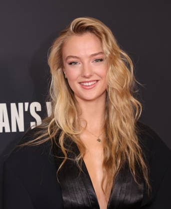 Los Angeles screening of Dead Man s Wire at the AMC The Grove 14 Featuring: Lilly Krug Where: Los Angeles, California, United States When: 07 Jan 2026 Credit: Faye s Vision Cover Images EDITORIAL USE ONLY. NOT FOR USE BY NEWSPAPERS BASED IN THE UK. Copyright: xx coverimg55367144