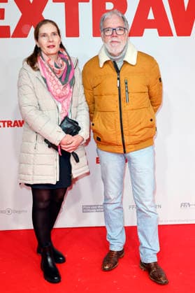 Wolfgang Trepper with companion at the world premiere of the movie Extrawurst in the Lichtburg Essen, 07 01 2026 Foto:xT.xSchröerx xFuturexImagex extrawurst_6140