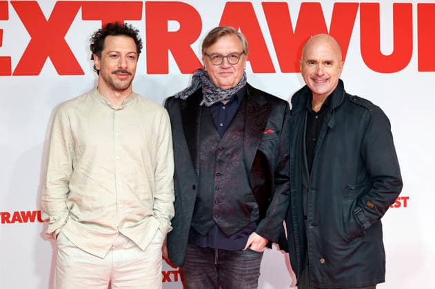 Fahri Yardim, Hape Kerkeling and Christoph Maria Herbst at the world premiere of the feature film Extrawurst at Lichtburg Essen, 07 01 2026 Foto:xT.xSchröerx xFuturexImagex extrawurst_6212