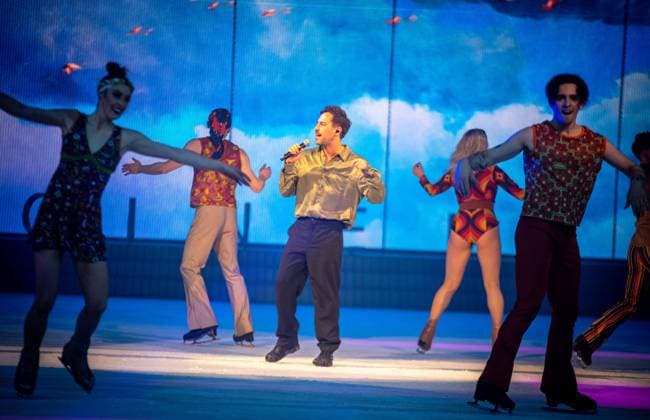 07 01 2026 xesx Frankfurt am Main, Festhalle Ice show Holiday on Ice Cinema of Dreams Frankfurt premiere with guest star Max Giesinger ES