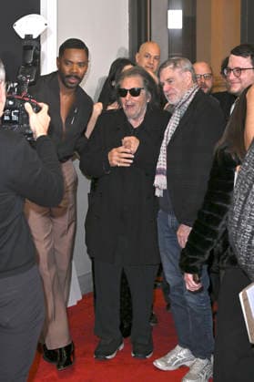 Colman Domingo, Al Pacino, Gus Van Sant and Austin Kolodney at the premiere of the movie Dead Man™s Wire at AMC The Grove Los Angeles, 07 01 2026 Foto:xD.xStarbuckx xFuturexImagex wire_6158