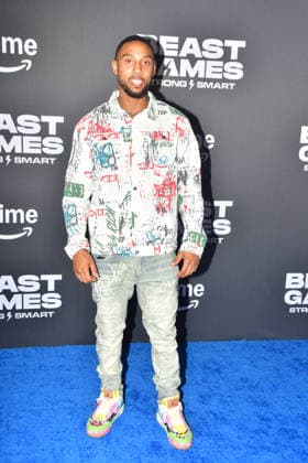 US: Stars take to red carpet in Los Angeles for Beast Games season 2 Im the picture Jay Pharoah. MrBeast is bringing back the heat with his popular competition series. The first three episodes of Beast Games Season 2 premiere on Wednesday, Jan. 7 on Prime Video. The inaugural season of the series, hosted by popular YouTuber James Jimmy Donaldson, better known as MrBeast, debuted in December 2024. In Season 2, 200 eager competitors play to win $5 million. The show is similar in many ways to the popular Netflix series Squid Game, though contestants don t fight to the death. They just go home when eliminated. Fans of challenge-based reality series won t want to miss a Survivor crossover episode. Filmed on Fiji, contestants will take on Copyright: AlbertoxSibaja