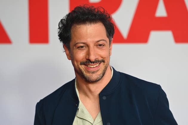 Fahri YARDIM Actor , single picture,cropped single motif,portrait,portrait,portrait premiere EXTRAWURST on 08 01 2026 at the Mathaeser cinema in Munich