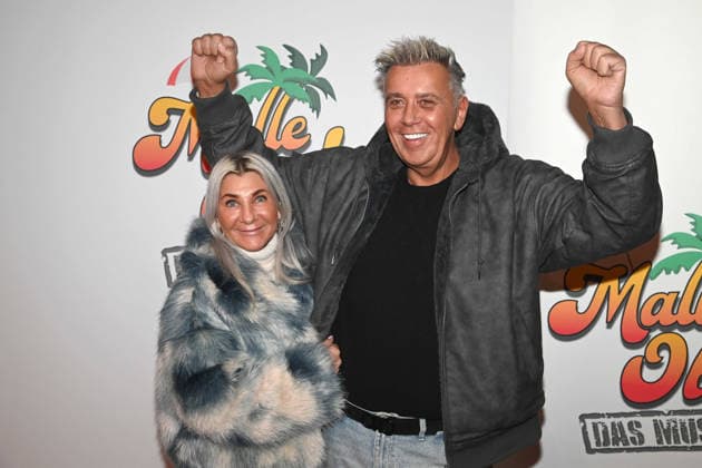 Frank and Elke FUSSBROICH, red carpet, red carpet show, arrival, premiere of the musical MALLE OLE das Musical das ballert on 08 01 2026 at the Theater a Marientor, Duisburg