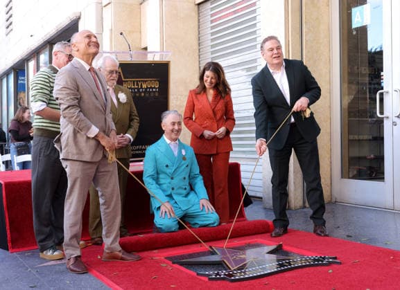 Steven Nissen, President & CEO, Hollywood Chamber of Commerce, Marc Malkin, Senior Culture & Events Editor, Variety, Brian Cox, Alan Cumming, Monica Lewinsky and Jerry Neuman, Executive Committee Member, Hollywood Chamber of Commerce attend an unveiling ceremony honoring Alan Cumming with the 2,832nd star on the Hollywood Walk of Fame in Los Angeles on Thursday, January 08, 2026. LAP20260108876 GREGxGRUDT