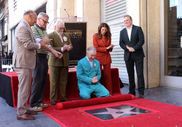Steven Nissen, President & CEO, Hollywood Chamber of Commerce, Marc Malkin, Senior Culture & Events Editor, Variety, Brian Cox, Alan Cumming, Monica Lewinsky and Jerry Neuman, Executive Committee Member, Hollywood Chamber of Commerce attend an unveiling ceremony honoring Alan Cumming with the 2,832nd star on the Hollywood Walk of Fame in Los Angeles on Thursday, January 08, 2026. LAP20260108878 GREGxGRUDT
