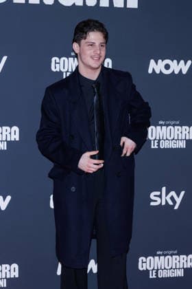 News - Photocall - GOMORRA, LE ORIGINI Luca Lubrano attends the photocall of the movie GOMORRA, LE ORIGINI on january 08, 2026 at Cinema The Space Moderno, Rome, Italy Rome Cinema The Space Moderno Italy Copyright: xEmanuelaxVertollix xLiveMediax LPN_2225836