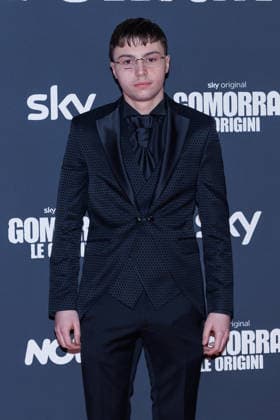 News - Photocall - GOMORRA, LE ORIGINI Antonio Del Duca attends the photocall of the movie GOMORRA, LE ORIGINI on january 08, 2026 at Cinema The Space Moderno, Rome, Italy Rome Cinema The Space Moderno Italy Copyright: xEmanuelaxVertollix xLiveMediax LPN_2225857