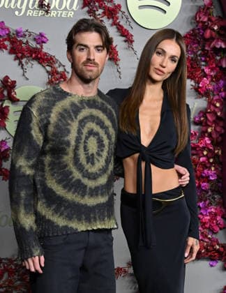 The Hollywood Reporter and Spotify Host Nominees Night Andrew Taggart and Marianne Fonseca arriving to The Hollywood Reporter And Spotify Host Nominees Night: An Official Golden Week Event held at The Lot at Formosa on January 8, 2026 in Los Angeles, Ca. Los Angeles The Lot at Formosa California USA Copyright: xTammiexArroyox xAFF-USA.comx