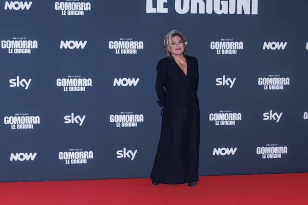 News - Photocall - GOMORRA, LE ORIGINI Cristina Donadio attends the photocall of the movie GOMORRA, LE ORIGINI on january 08, 2026 at Cinema The Space Moderno, Rome, Italy Rome Cinema The Space Moderno Italy Copyright: xEmanuelaxVertollix xLiveMediax LPN_2225895