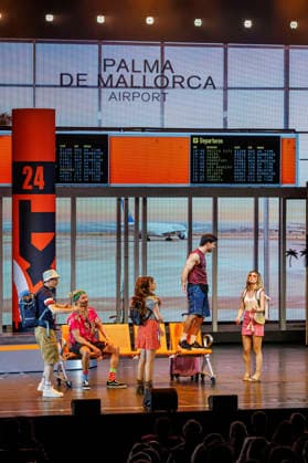 Musical performers at the world premiere of the musical Malle OlÃ das Musical, das ballert at the Theater am Marientor Duisburg, 08 01 2026 Foto:xO.xLangelx xFuturexImagex malle_6108
