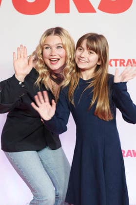 Malene Becker and Rona Regiepi at the premiere of the movie Extrawurst at Mathäser Filmpalast Munich, 08 01 2026 Foto:xN.xKolinzx xFuturexImagex extrawurst_6548