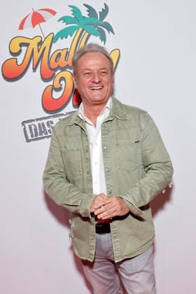 Presenter Uwe Hübner at the premiere of the Mallorca musical Malle Ole das Musical, das ballert at the Theater am Marientor Duisburg, 08 01 2026 NRW Germany Copyright: xChristophxHardtx
