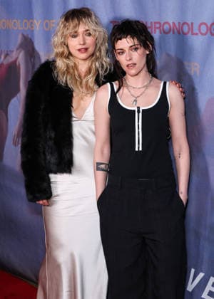 Los Angeles Premiere Of The Forge s The Chronology Of Water HISTORIC FILIPINOTOWN, LOS ANGELES, CALIFORNIA, USA - JANUARY 08: English actress Imogen Poots and American actress and director Kristen Stewart wearing Chanel arrive at the Los Angeles Premiere Of The Forge s The Chronology Of Water held at 2220 Arts + Archives on January 8, 2026 in Historic Filipinotown, Los Angeles, California, United States., Credit:Xavier Collin Avalon United States, California, Los Angeles, 2220 Arts + Archives Copyright: xXavierxCollinx xAvalonx 1064499267