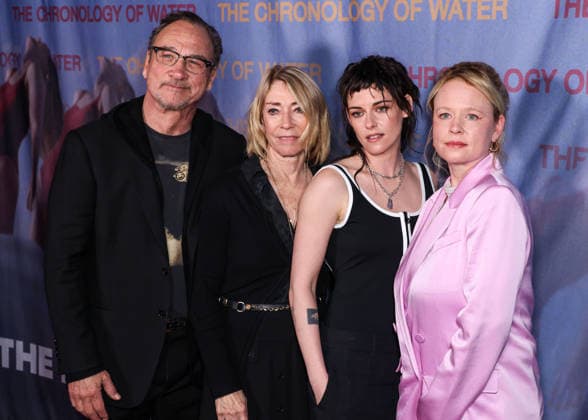 Los Angeles Premiere Of The Forge s The Chronology Of Water HISTORIC FILIPINOTOWN, LOS ANGELES, CALIFORNIA, USA - JANUARY 08: American actor, comedian, singer, musician, producer, writer, and director Jim Belushi, American musician, singer and songwriter Kim Gordon, American actress and director Kristen Stewart wearing Chanel and American actress and director Thora Birch arrive at the Los Angeles Premiere Of The Forge s The Chronology Of Water held at 2220 Arts + Archives on January 8, 2026 in Historic Filipinotown, Los Angeles, California, United States., Credit:Xavier Collin Avalon United States, California, Los Angeles, 2220 Arts + Archives  Copyright: xXavierxCollinx xAvalonx 1064499939