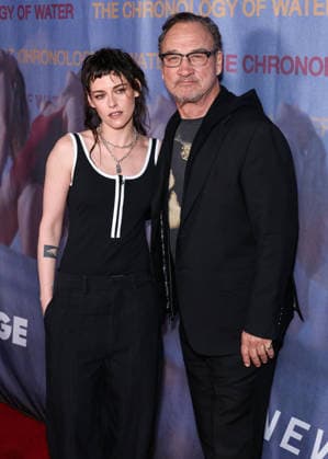Los Angeles Premiere Of The Forge s The Chronology Of Water HISTORIC FILIPINOTOWN, LOS ANGELES, CALIFORNIA, USA - JANUARY 08: American actress and director Kristen Stewart wearing Chanel and American actor, comedian, singer, musician, producer, writer, and director Jim Belushi arrive at the Los Angeles Premiere Of The Forge s The Chronology Of Water held at 2220 Arts + Archives on January 8, 2026 in Historic Filipinotown, Los Angeles, California, United States., Credit:Xavier Collin Avalon United States, California, Los Angeles, 2220 Arts + Archives  Copyright: xXavierxCollinx xAvalonx 1064500233