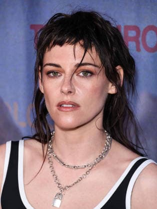 Los Angeles Premiere Of The Forge s The Chronology Of Water HISTORIC FILIPINOTOWN, LOS ANGELES, CALIFORNIA, USA - JANUARY 08: American actress and director Kristen Stewart wearing Chanel arrives at the Los Angeles Premiere Of The Forge s The Chronology Of Water held at 2220 Arts + Archives on January 8, 2026 in Historic Filipinotown, Los Angeles, California, United States., Credit:Xavier Collin Avalon United States, California, Los Angeles, 2220 Arts + Archives Copyright: xXavierxCollinx xAvalonx 1064500761