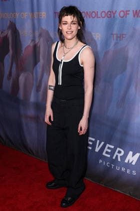 Los Angeles Premiere Of The Forge s The Chronology Of Water HISTORIC FILIPINOTOWN, LOS ANGELES, CALIFORNIA, USA - JANUARY 08: American actress and director Kristen Stewart wearing Chanel arrives at the Los Angeles Premiere Of The Forge s The Chronology Of Water held at 2220 Arts + Archives on January 8, 2026 in Historic Filipinotown, Los Angeles, California, United States., Credit:Xavier Collin Avalon United States, California, Los Angeles, 2220 Arts + Archives Copyright: xXavierxCollinx xAvalonx 1064500854