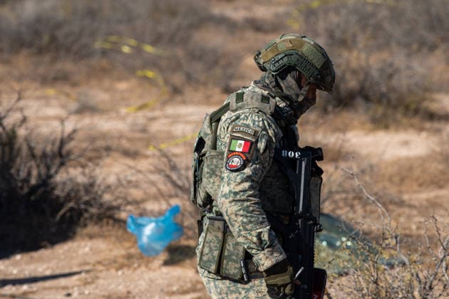 January 9, 2026: CIUDAD JUoÂREZ, Chihuahua, Mexico Ã¢â‚¬ January 9, 2025..Mexican Army personnel secure the area where two bodies in an advanced state of decomposition were found. - ZUMAp241 20260109_zip_p241_007 Copyright: xDavidxPeinadox