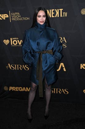 2026 Astra Film Awards Sofia Carson arriving to the 2026 Astra Film Awards held at the Sofitel Los Angeles at Beverly Hills on January 9, 2026 in Los Angeles, Ca. Los Angeles Sofitel Los Angeles at Beverly H California USA Copyright: xStarbuck xAFF-USA.COMx