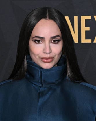 2026 Astra Film Awards Sofia Carson arriving to the 2026 Astra Film Awards held at the Sofitel Los Angeles at Beverly Hills on January 9, 2026 in Los Angeles, Ca. Los Angeles Sofitel Los Angeles at Beverly H California USA Copyright: xStarbuck xAFF-USA.COMx