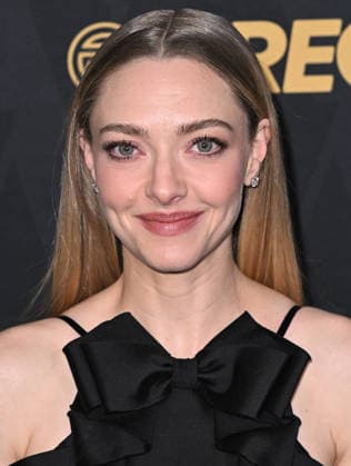 2026 Astra Film Awards Amanda Seyfried arriving to the 2026 Astra Film Awards held at the Sofitel Los Angeles at Beverly Hills on January 9, 2026 in Los Angeles, Ca. Los Angeles Sofitel Los Angeles at Beverly Hills California USA Copyright: xStarbuck xAFF-USA.COMx