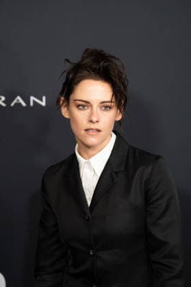 January 9, 2026, Santa Monica, California, United States: Kristen Stewart arrives on the red carpet of 2026 WWD Style Awards at the Regent hotel in Santa Monica Beach California on Jan. 9th 2025. Santa Monica United States - ZUMAt169 20260109_zep_t169_025 Copyright: xConnorxTerryx