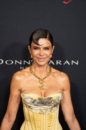 January 9, 2026, Santa Monica, California, United States: Lisa Rinna arrives on the red carpet of 2026 WWD Style Awards at the Regent hotel in Santa Monica Beach California on Jan. 9th 2025. Santa Monica United States - ZUMAt169 20260109_zep_t169_035 Copyright: xConnorxTerryx