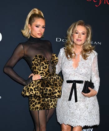 2026 WWD Style Awards Paris Hilton and Kathy Hilton arriving to the 2026 Women™s Wear Daily WWD Style Awards held at the Regent Santa Monica Beach on January 9, 2026 in Santa Monica, Ca. Santa Monica Regent Santa Monica Beach California USA Copyright: xTammiexArroyox xAFF-USA.comx