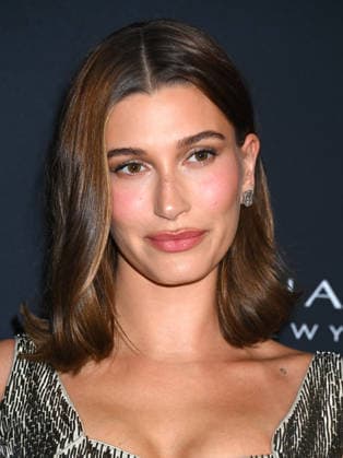 2026 WWD Style Awards Hailey Bieber arriving to the 2026 Women™s Wear Daily WWD Style Awards held at the Regent Santa Monica Beach on January 9, 2026 in Santa Monica, Ca. Santa Monica Regent Santa Monica Beach California USA Copyright: xTammiexArroyox xAFF-USA.comx
