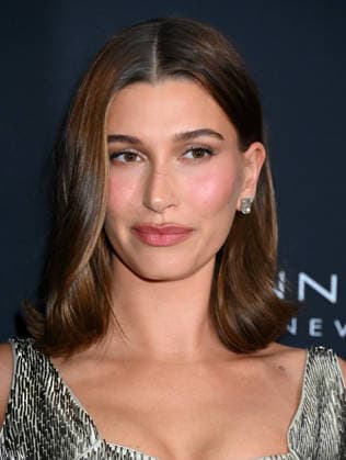 2026 WWD Style Awards Hailey Bieber arriving to the 2026 Women™s Wear Daily WWD Style Awards held at the Regent Santa Monica Beach on January 9, 2026 in Santa Monica, Ca. Santa Monica Regent Santa Monica Beach California USA Copyright: xTammiexArroyox xAFF-USA.comx