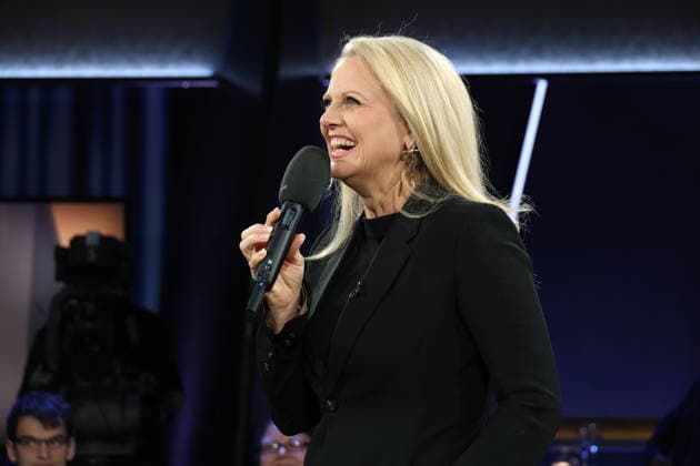 Barbara Schöneberger hosts the NDR Talk Show on 9 1 2026, photo session before the broadcast in the 3 program of NDR television in the Hamburg Lokstedt television studio