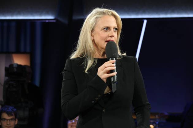 Barbara Schöneberger hosts the NDR Talk Show on 9 1 2026, photo session before the broadcast in the 3 program of NDR television in the Hamburg Lokstedt television studio