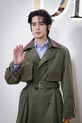 SHANGHAI, CHINA - JANUARY 10: Actor Yosh Yu Shi attends the Dior s flash mob on January 10, 2026 in Shanghai, China.  Copyright: xVCGx 111614276582
