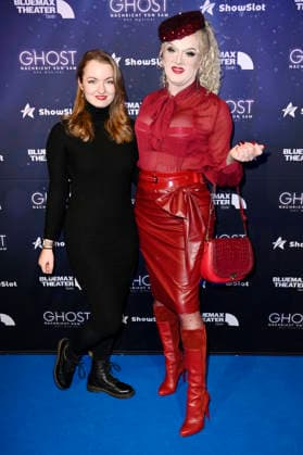 Sheila Wolf with daughter Kira Teichert at the premiere of the musical Ghost Nachricht von Sam at the Stage Bluemax Theater at Potsdamer Platz Berlin, 09 01 2026 Foto:xN.xKubelkax xFuturexImagex ghost_6105